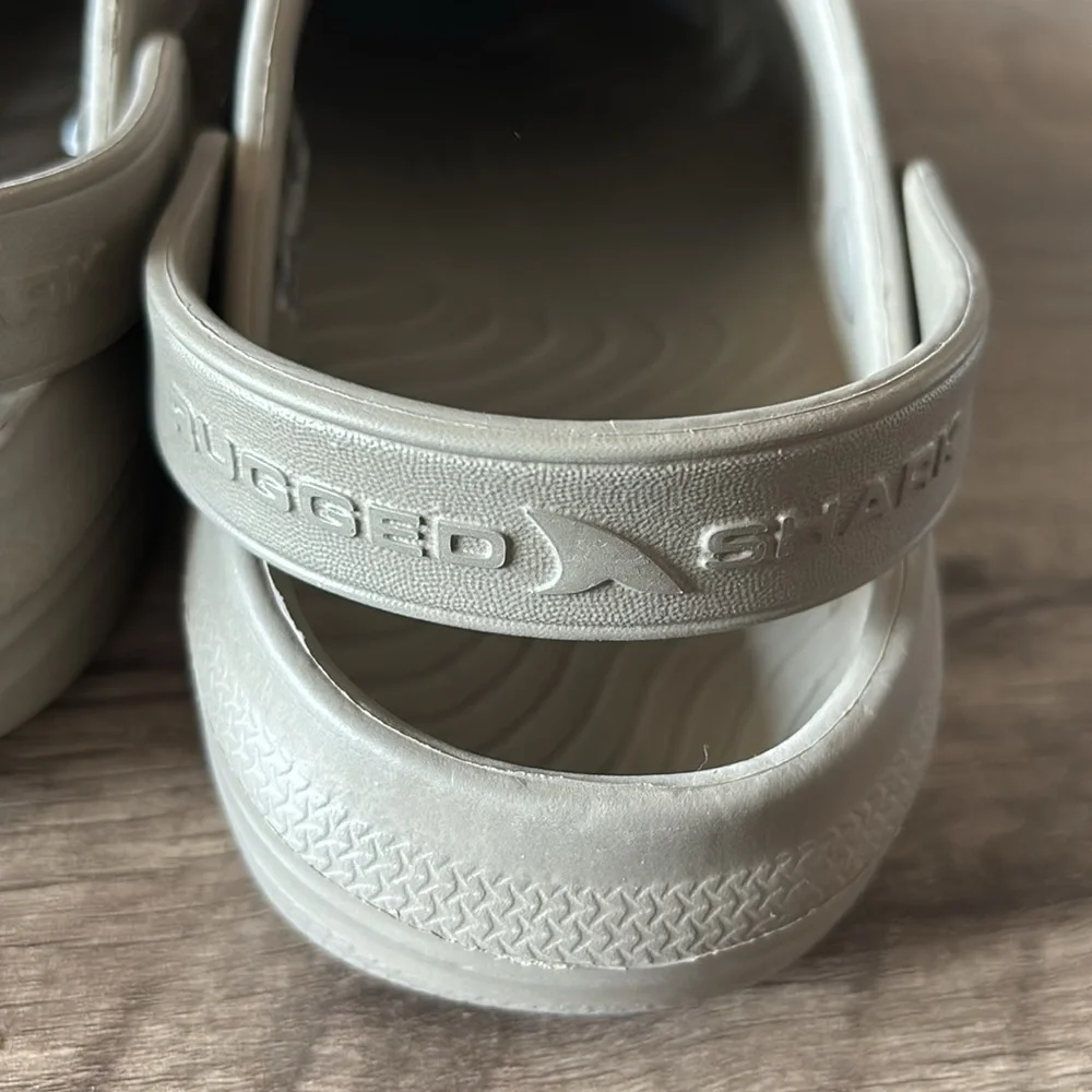 Rugged Shark like new
